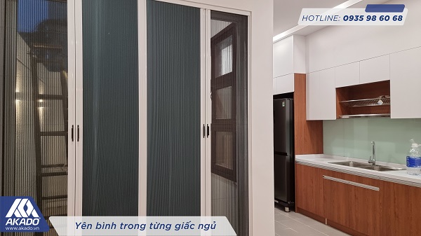 Cửa lưới chống muỗi kết hợp rèm 2 trong 1