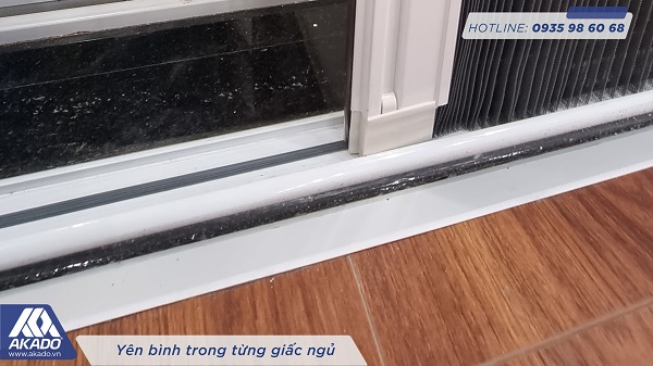  cửa lưới chống muỗi kết hợp rèm